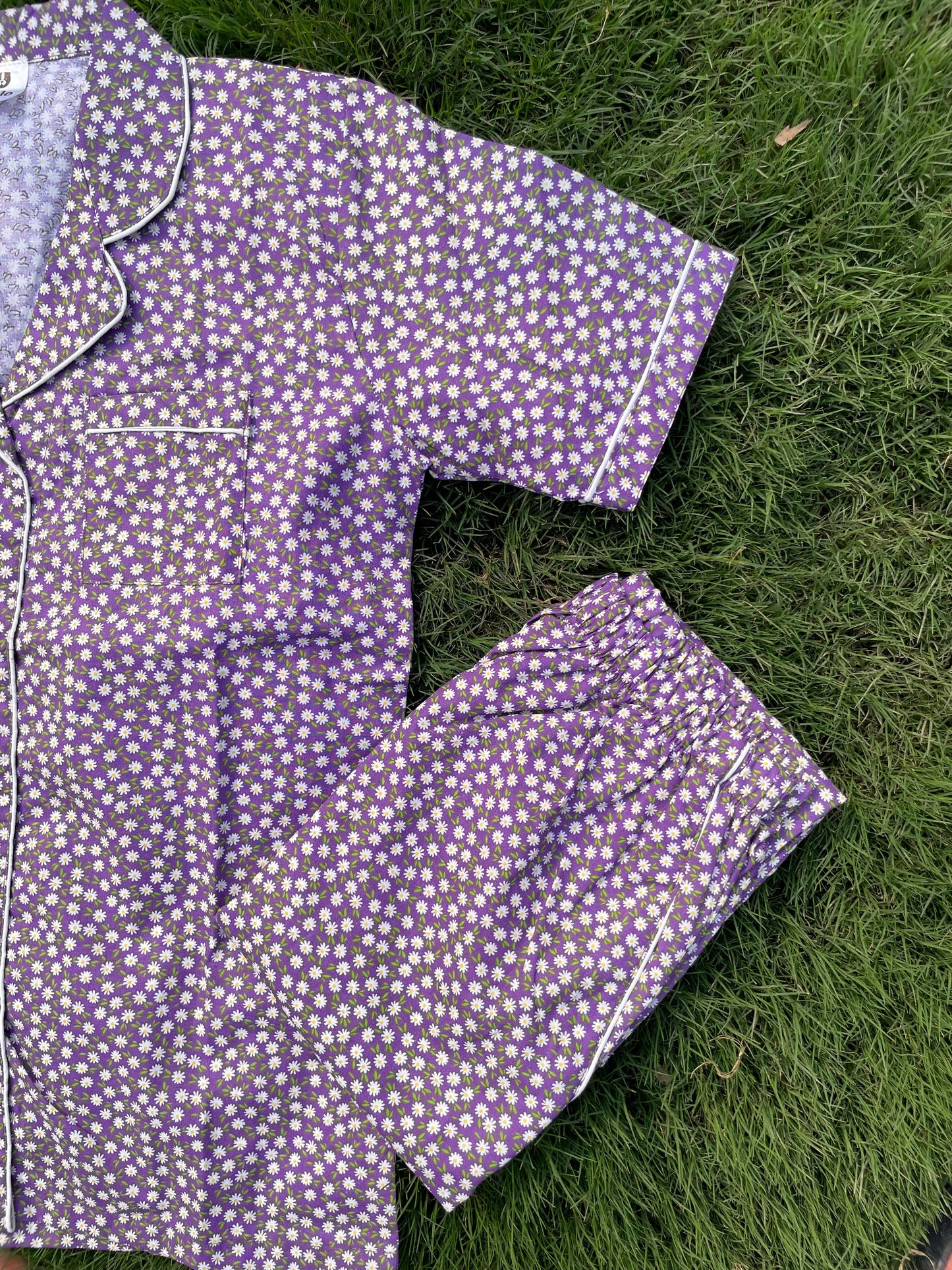 Half Sleeves Violet Daisy - HPJ10
