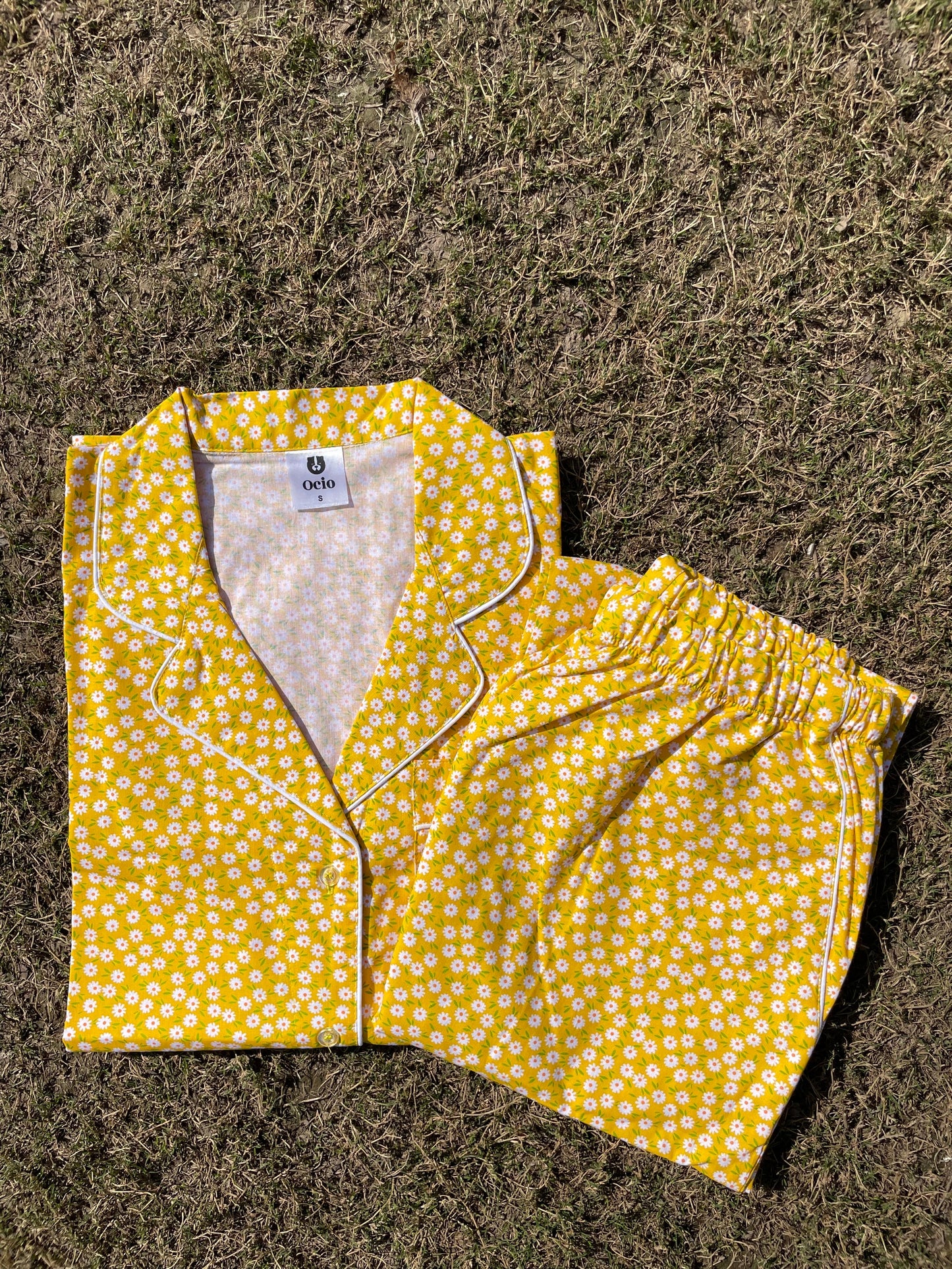 Half Sleeves Yellow Daisy - HPJ30