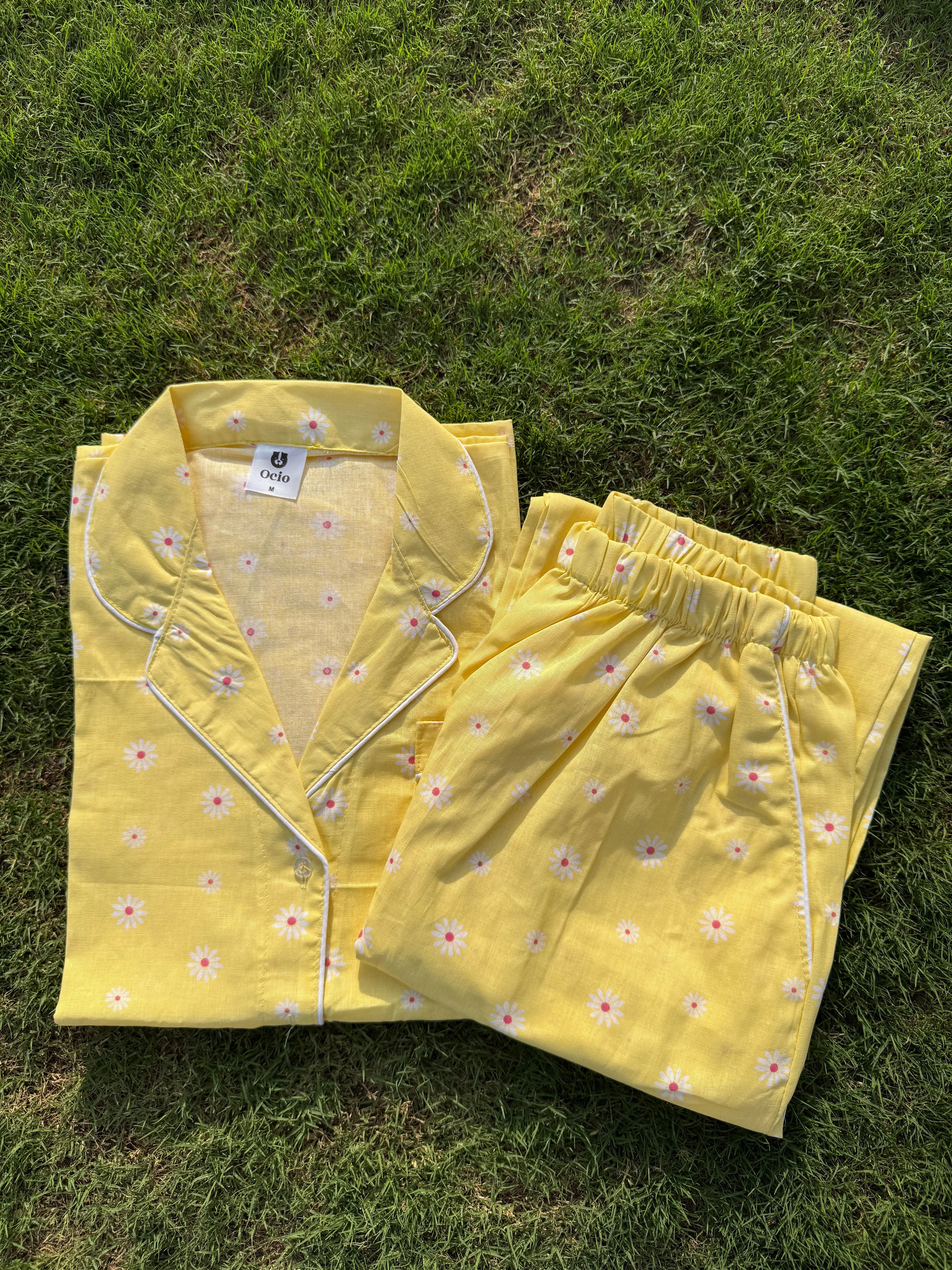 Half Sleeves Daisies - HPJ240