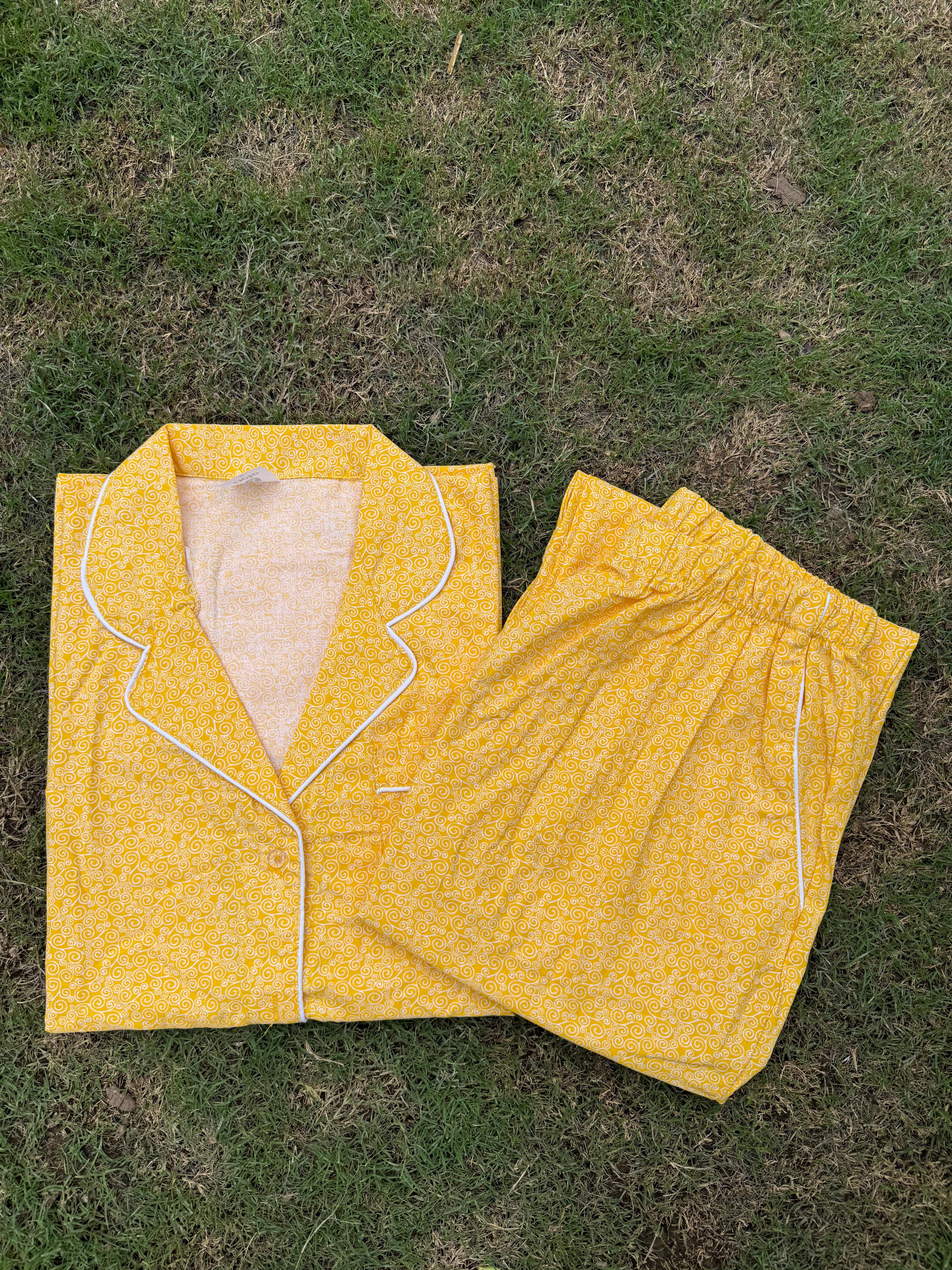 Yellow Scrolls - WPJ1265