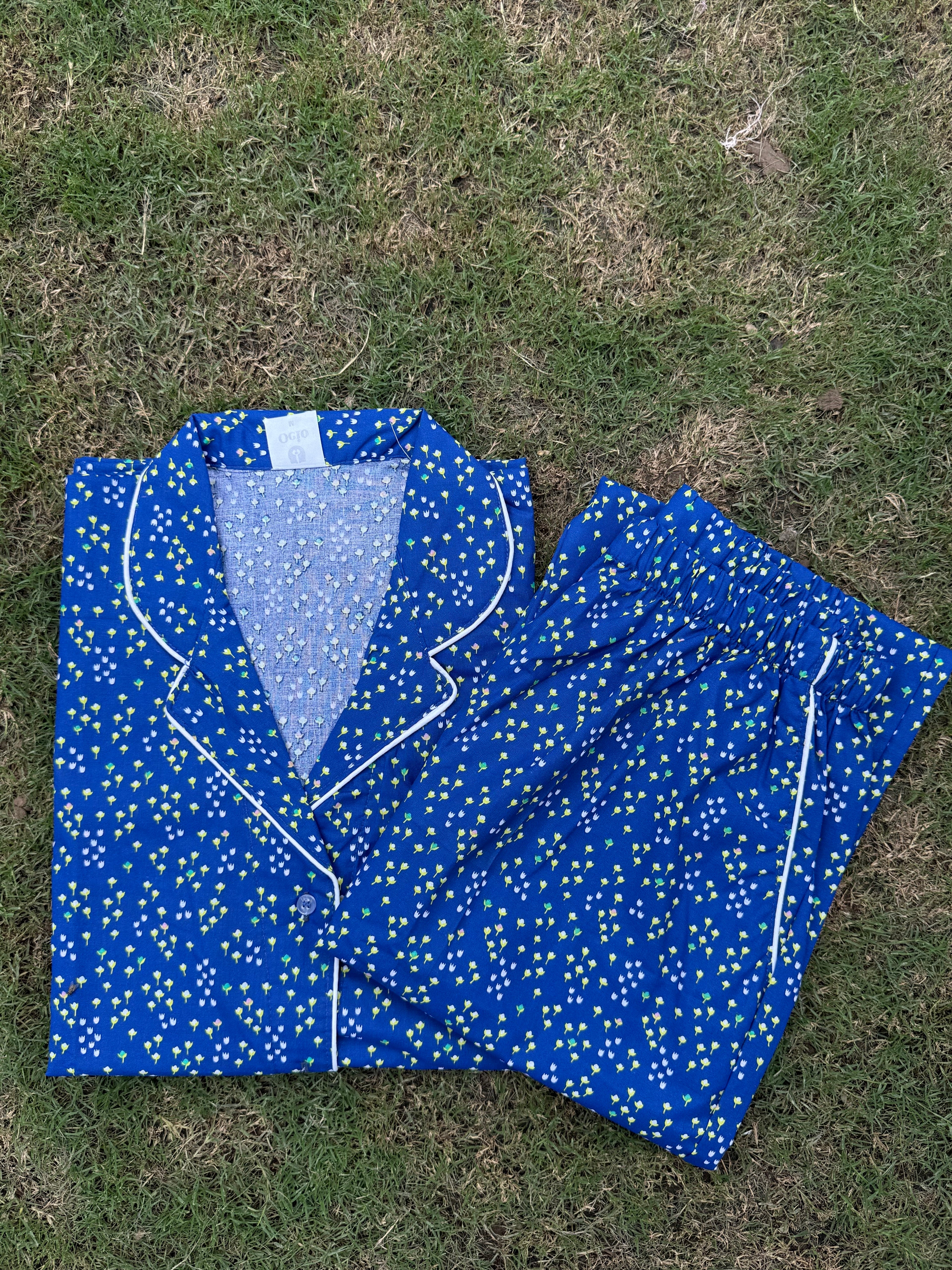 Blue Flowers - WPJ1255