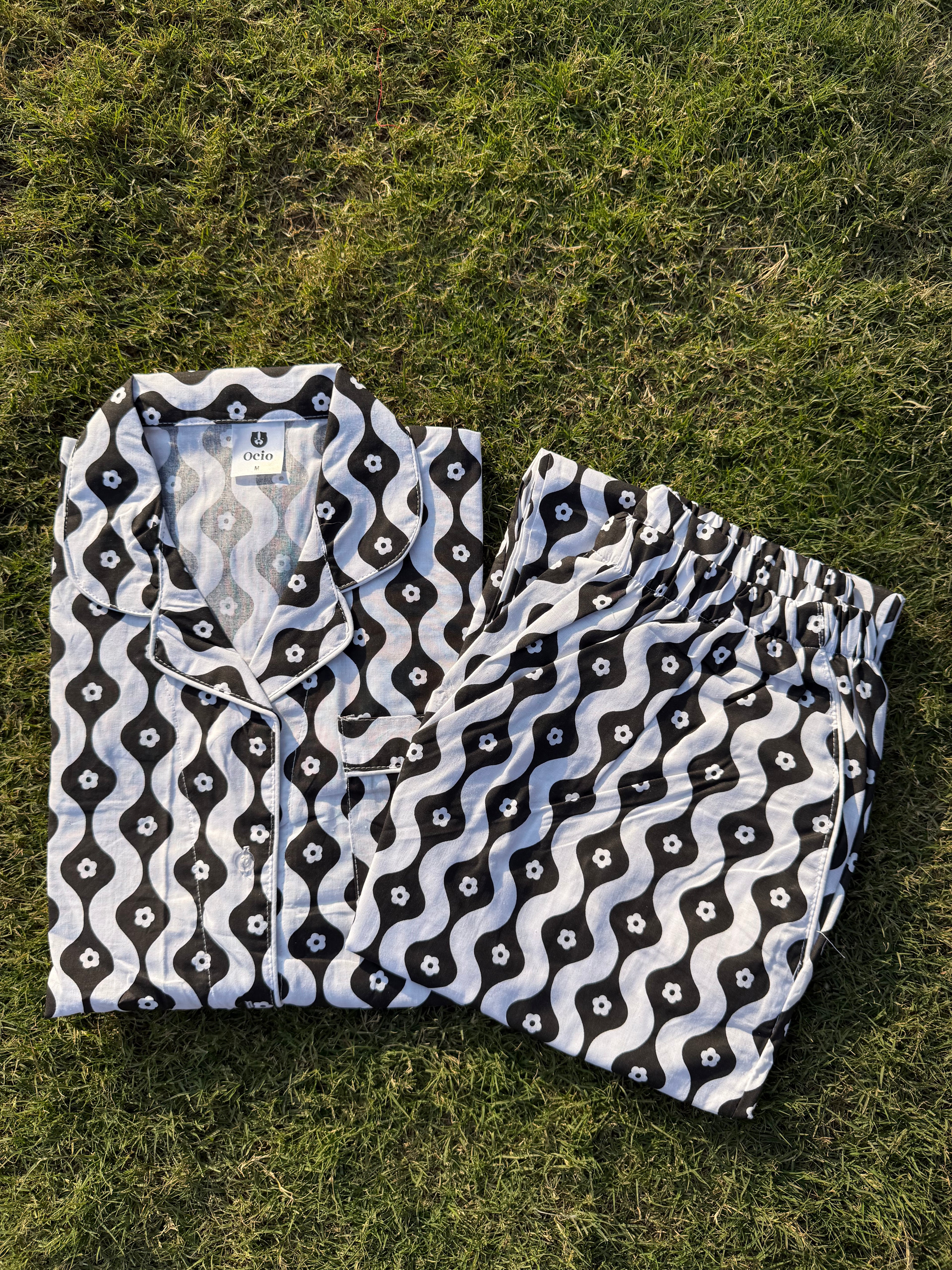 Wavy Black - WPJ950