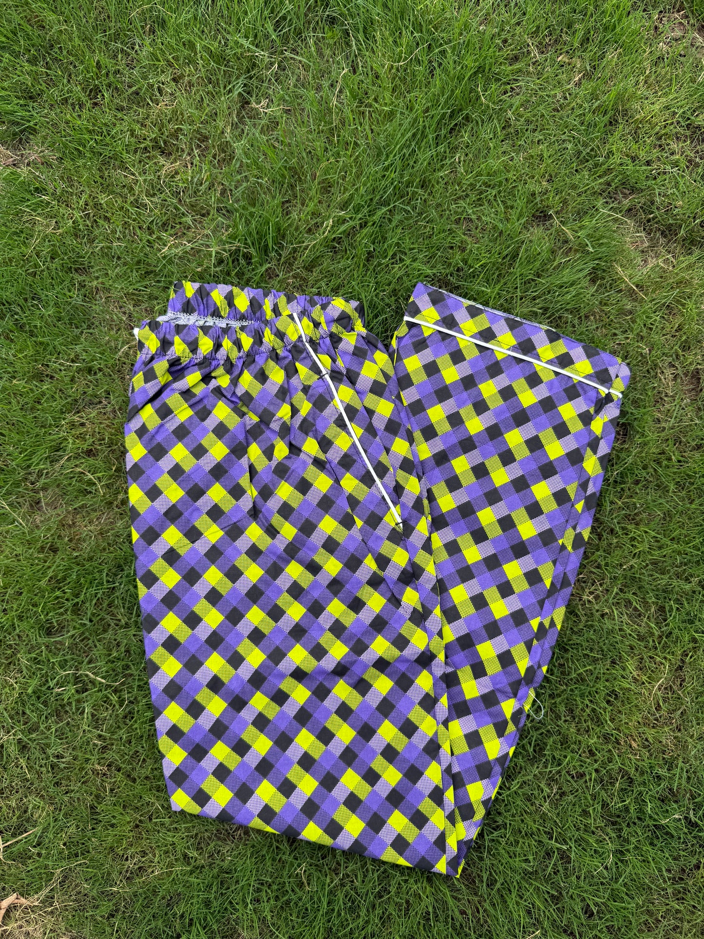 Neon Chequered - T5